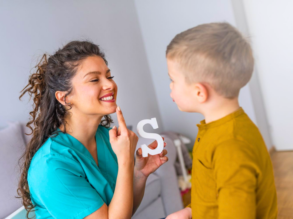 When to Start Speech Therapy | Speech therapy | speech therapist | Advantage therapy img | png